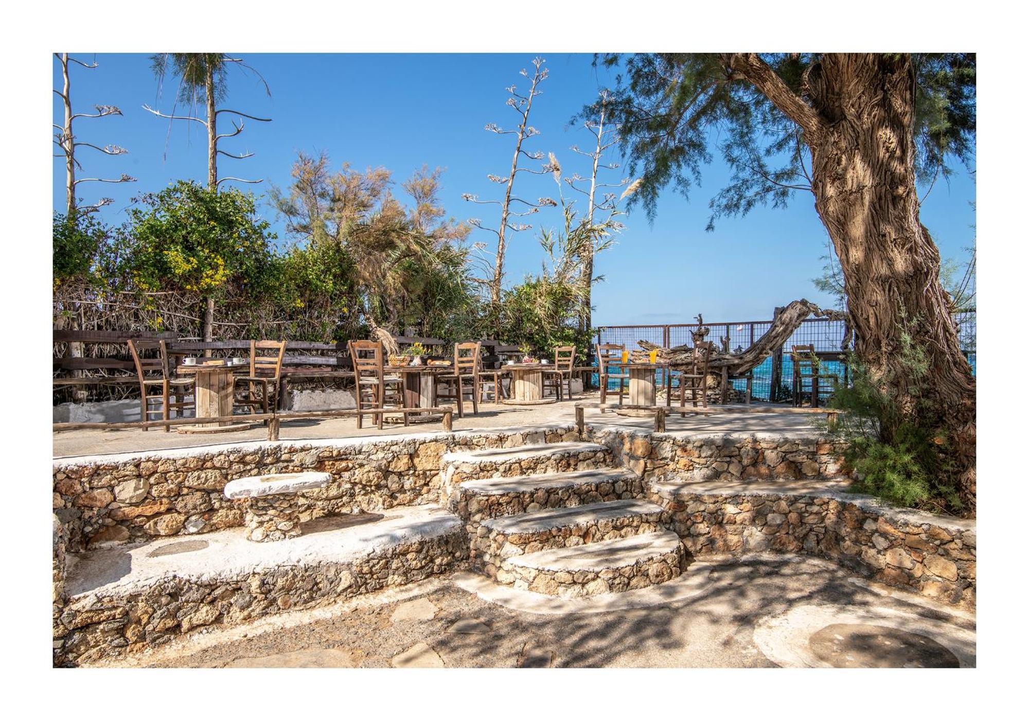 Iliostasi Beach Apartments Hersonissos  Exterior photo