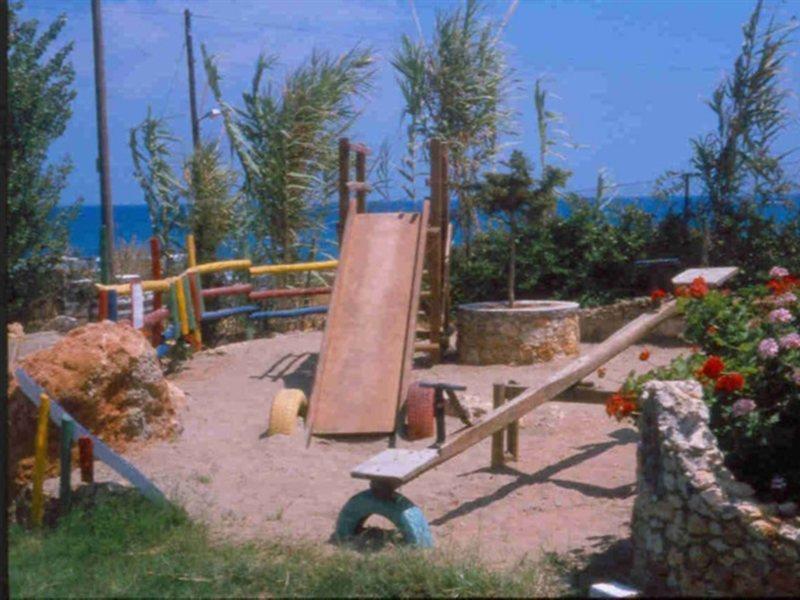 Iliostasi Beach Apartments Hersonissos  Exterior photo